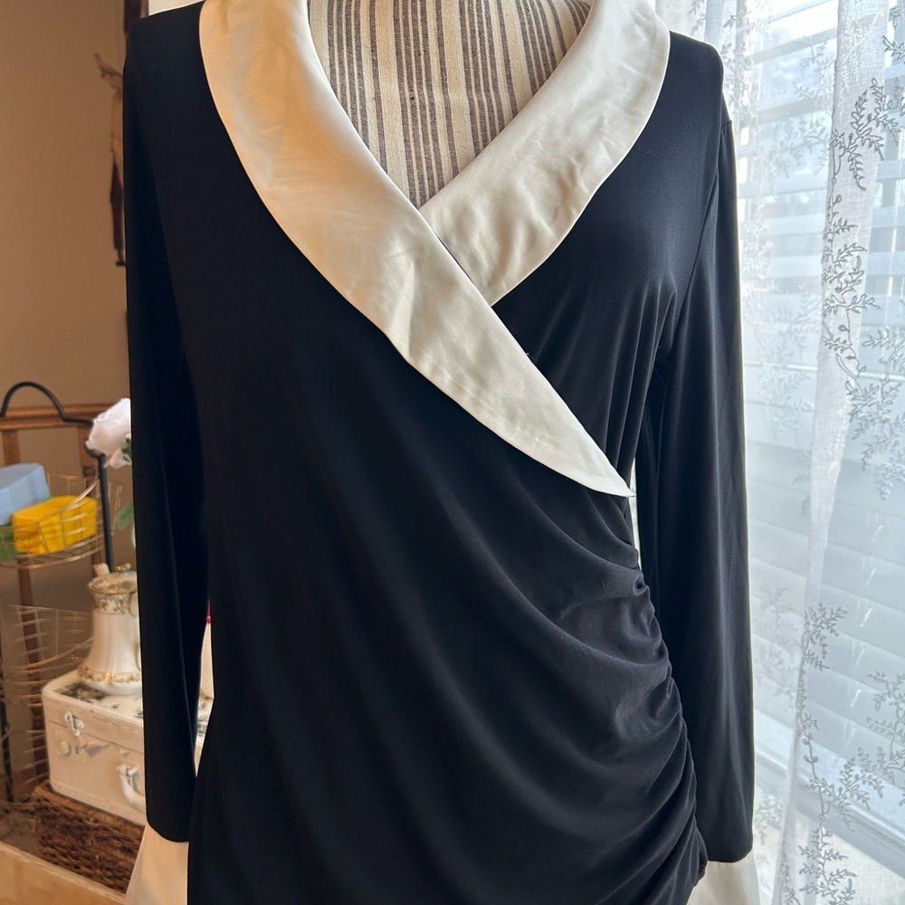 NWT WHBM  Black and Cream Women's Top